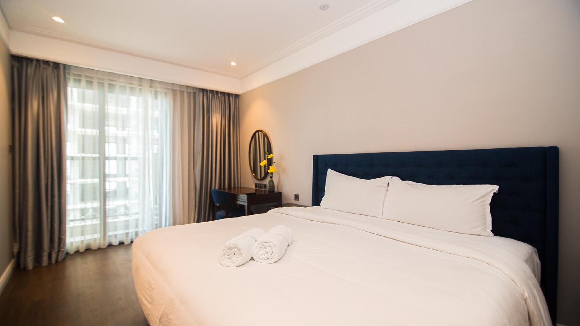 Luxury Apt Opposite Mykhe Beach Da Nang Exterior photo