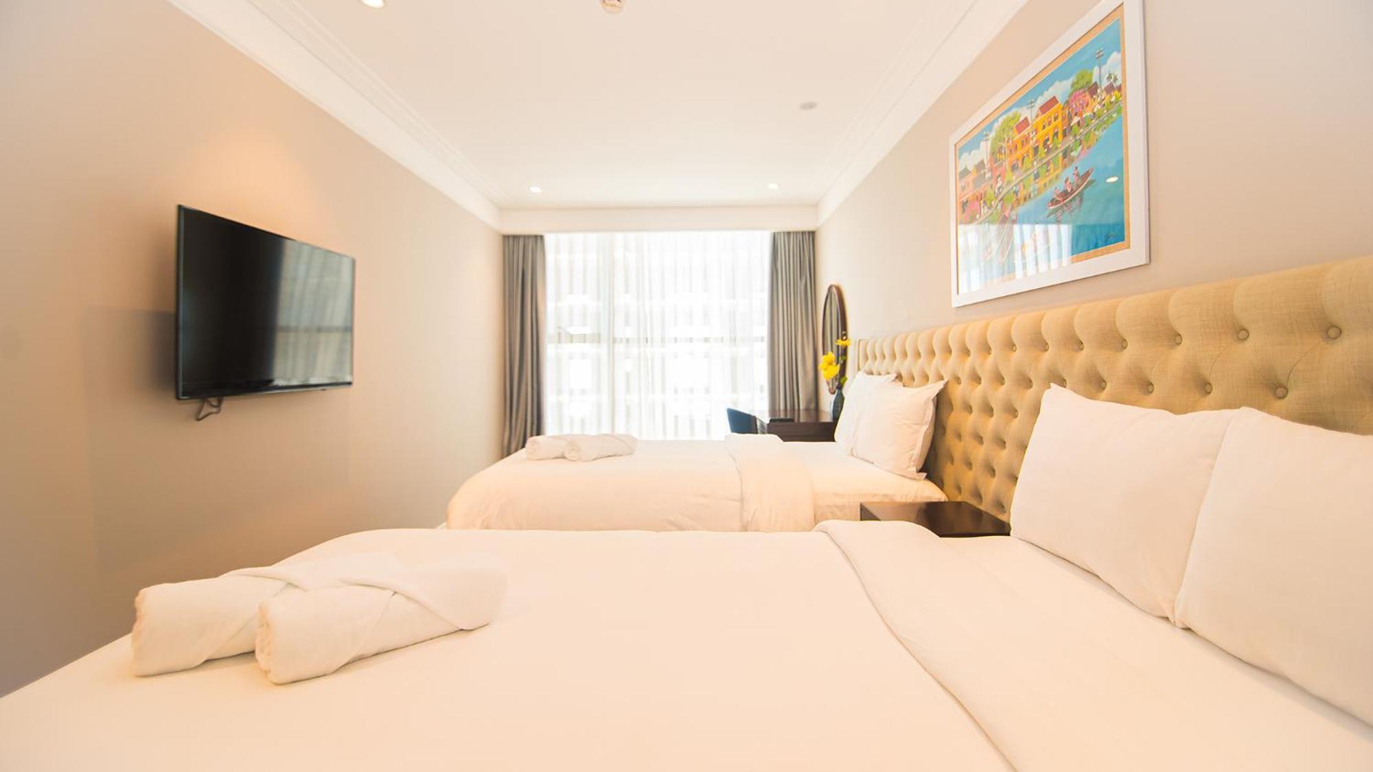 Luxury Apt Opposite Mykhe Beach Da Nang Exterior photo