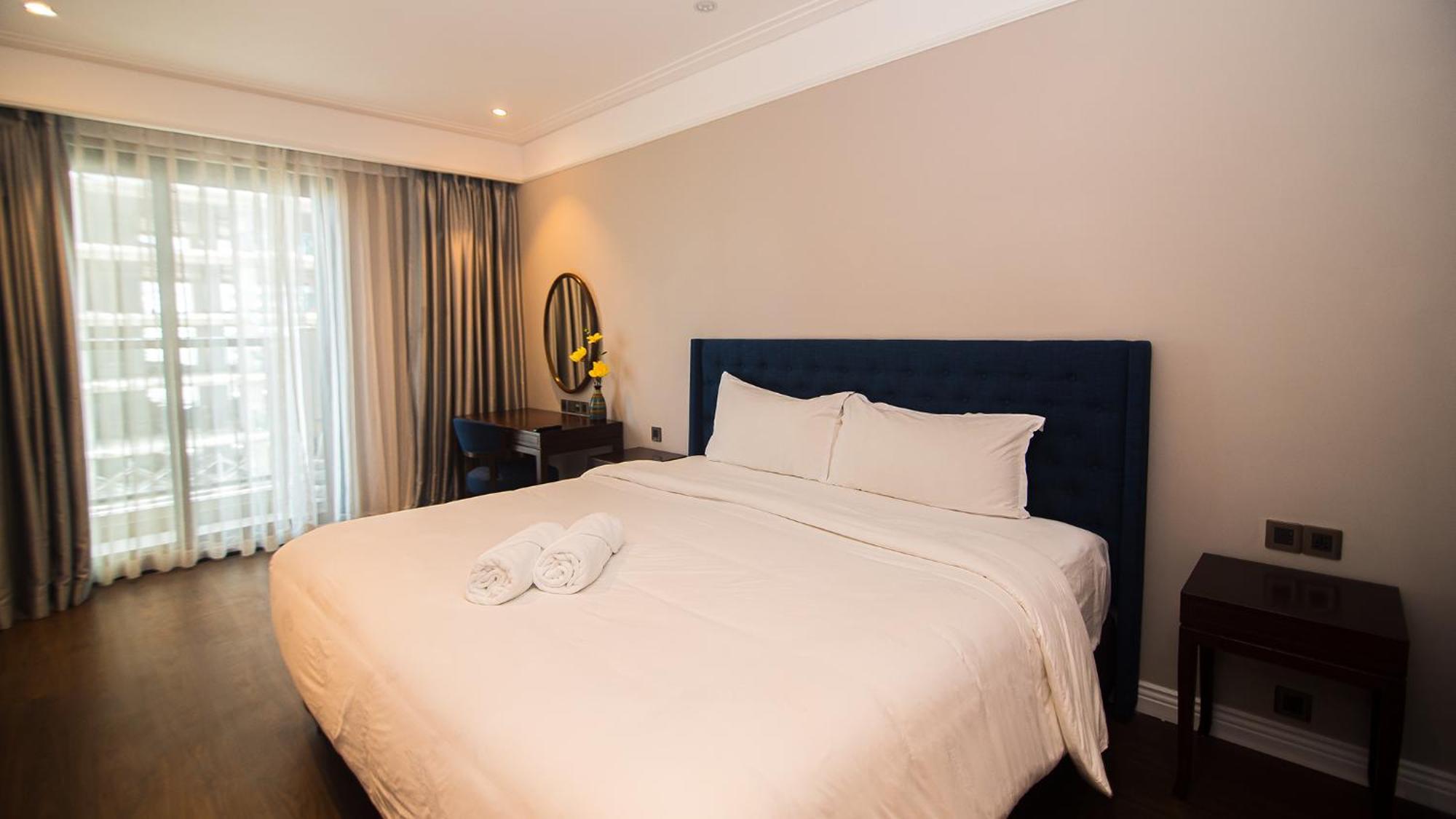 Luxury Apt Opposite Mykhe Beach Da Nang Exterior photo