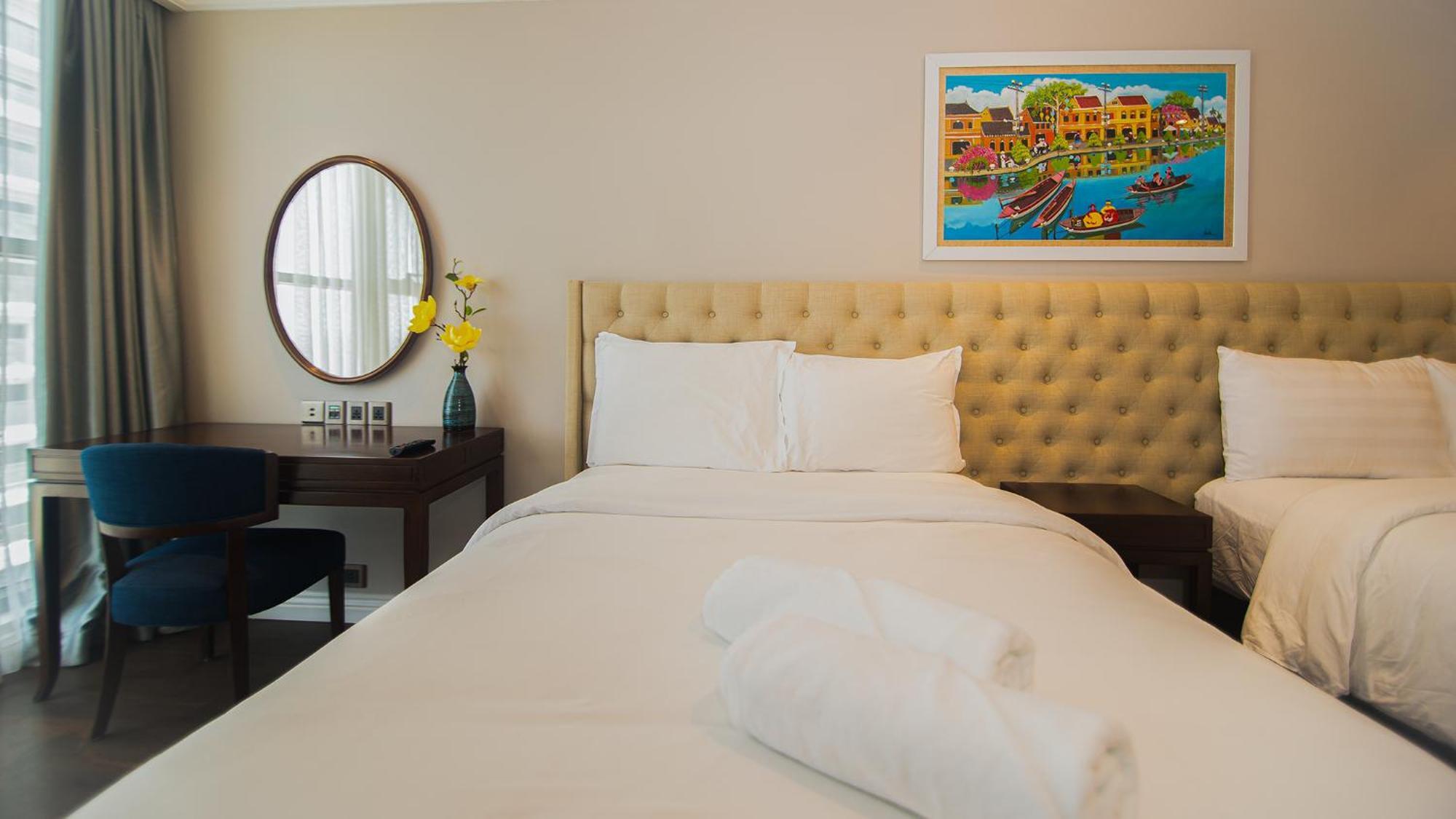 Luxury Apt Opposite Mykhe Beach Da Nang Exterior photo